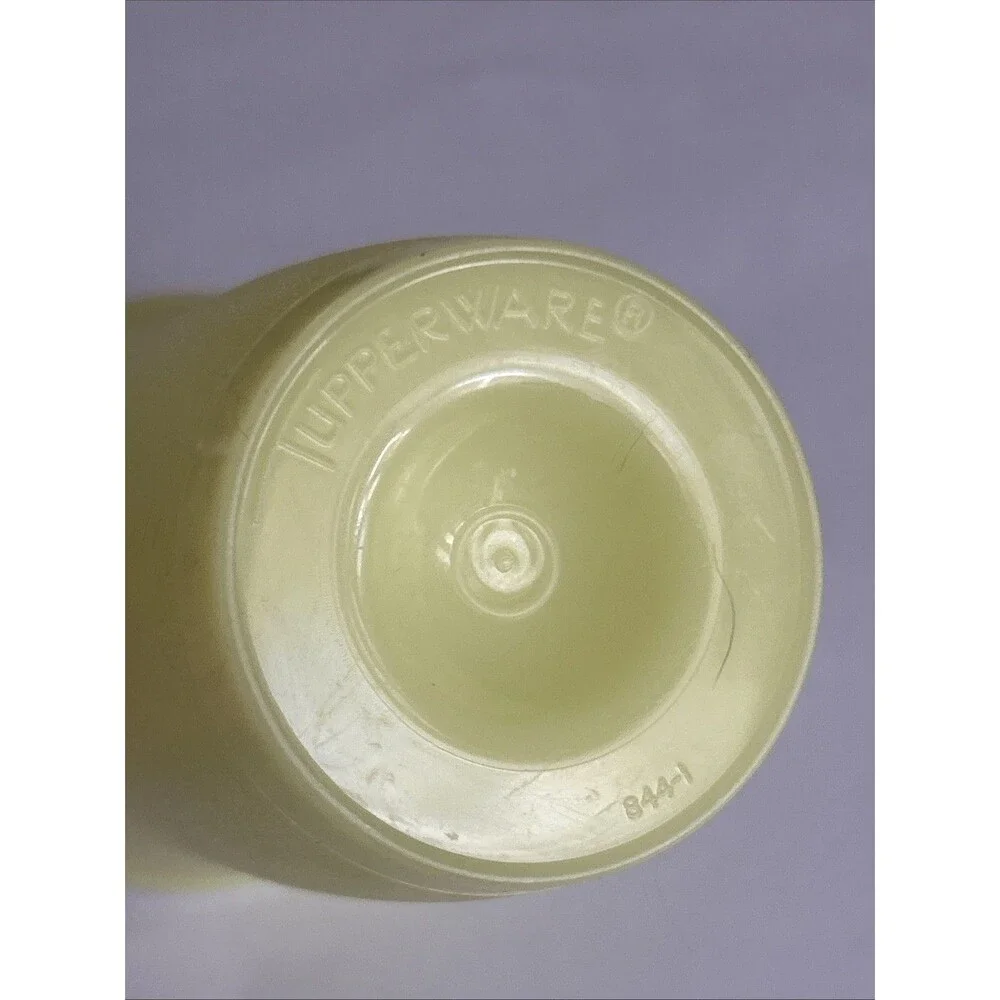 Vintage Tupperware Yellow Quick Shake Mixer Base 844-3 Tumbler 16oz Replacement